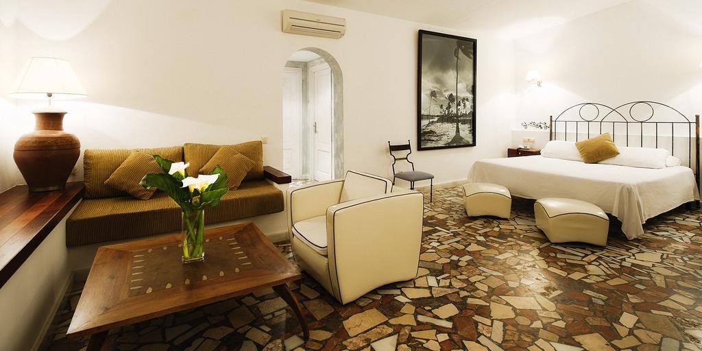 Punta Sur Hotel 3*